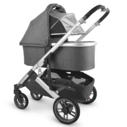 Uppababy Cruz V2 - Jordan 28 Uppababy Cruz V2 - Jordan -Baby Products Series CRUZ20 JOR Bass Sunshade