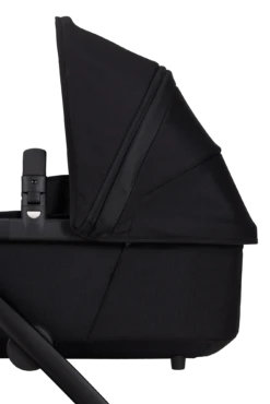 Joolz Geo3 Mono Travel System - Brilliant Black -Baby Products Series JoolzGeo Brilliantblack Productphotography Mono Cot 2