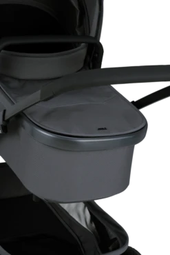 Joolz Geo3 Mono Travel System - Pure Grey 31 Joolz Geo3 Mono Travel System - Pure Grey -Baby Products Series Joolz Geo3 Cot Detail Perspective Pure grey 8ff99054 2fb8 419a b1c6 01ea2c2010a8