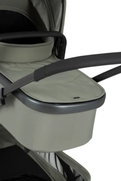 Joolz Geo3 Mono - Sage Green 23 Joolz Geo3 Mono - Sage Green -Baby Products Series Joolz Geo3 Cot Detail Perspective Sage green