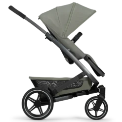 Joolz Geo3 Mono - Sage Green 20 Joolz Geo3 Mono - Sage Green -Baby Products Series Joolz Geo3 Seat Side view Sage green