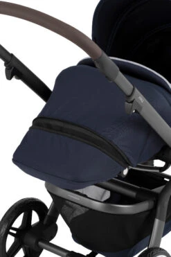 Joolz Hub+ Navy Blue 32 Joolz Hub+ Navy Blue -Baby Products Series Joolz Hub Cocoon Navy Blue Detail