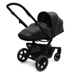Joolz Hub+ Brilliant Black -Baby Products Series Joolz Hub Cocoon Perspective Brilliant black