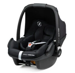 Joolz Day+ Brilliant Black -Baby Products Series Joolz x Maxi Cosi car seat perspective Sun hood up Black HR c4a0d9b8 5506 486a 8925 edcac0d1c74b