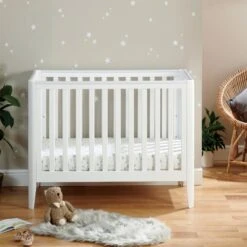 Iris Cot Bed -Baby Products Series babymore iris cot bed p17555 113124 zoom