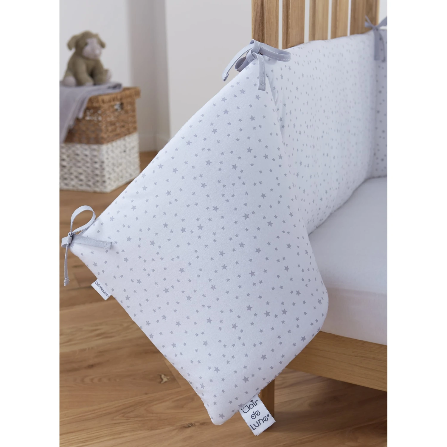 Stars & Stripes 2 Piece Cot/Cotbed Quilt And Bumper Set 4 Stars & Stripes 2 Piece Cot/Cotbed Quilt And Bumper Set - Image 2