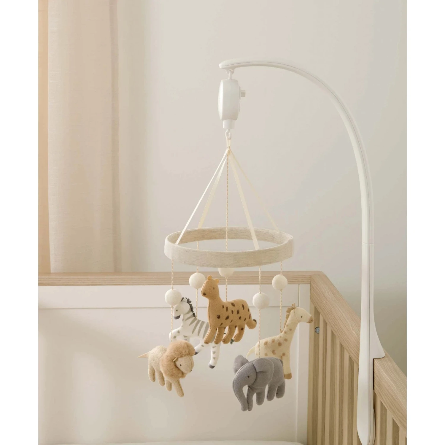 Mamas & Papas Musical Mobile - Born To Be Wild 4 Mamas & Papas Musical Mobile - Born To Be Wild - Image 2